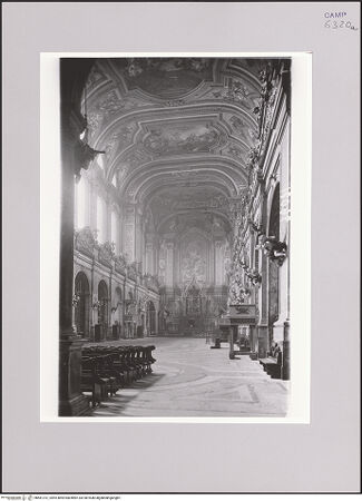 Vorderseite von ICCD [https://www.deutsche-digitale-bibliothek.de/content/lizenzen/rv-ez/] Santa Chiara - Blick Richtung Chor, bh581312_recto. Foto.