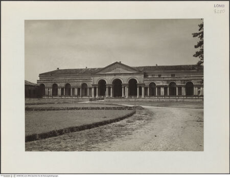 Vorderseite von Kidder Smith, G. E. (New York) [https://www.deutsche-digitale-bibliothek.de/content/lizenzen/rv-ez/] Palazzo del TèGartenfassade / Ostfassade - Loggia von Osten, bh582268_recto. Foto.