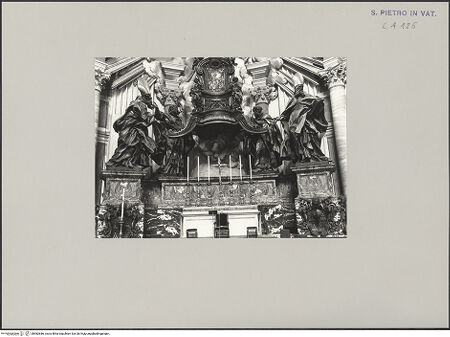 Vorderseite von unbekannt [https://www.deutsche-digitale-bibliothek.de/content/lizenzen/rv-fz/] Cathedra Petri - , bh582686_recto. Foto.