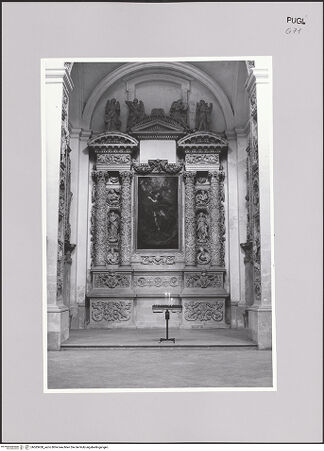 Vorderseite von Bibliotheca Hertziana [https://www.deutsche-digitale-bibliothek.de/content/lizenzen/rv-fz/] Altar des Erzengels Michael - Gesamtansicht, bh583458_recto. Foto: Kruft, Hanno-Walter.