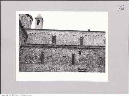 Vorderseite von Bibliotheca Hertziana [https://www.deutsche-digitale-bibliothek.de/content/lizenzen/rv-fz/] DuomoSüdflanke und Südquerhaus - Südflanke, Teilansicht, bh585093_recto. Foto: Hahn, Hanno.