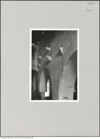 Vorderseite von Bibliotheca Hertziana [https://rightsstatements.org/page/CNE/1.0/] Santa Pudenziana - Detail: Konsolen, bh585270_recto. Foto: Hahn, Hanno.