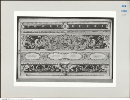 Vorderseite von Ecole Nationale Supérieure des Beaux Arts [https://www.deutsche-digitale-bibliothek.de/content/lizenzen/rv-ez/] Recueil Weale. Libro degli abbozzi de disegni delle commissioni, che si fano in Roma per ordine della Corte (di Portugallo)Nr. 2: Entwurf für eine Wanddekoration - , bh588144_recto. Foto.