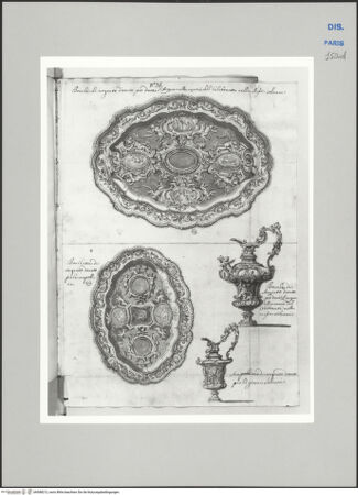 Vorderseite von Ecole Nationale Supérieure des Beaux Arts [https://www.deutsche-digitale-bibliothek.de/content/lizenzen/rv-ez/] Recueil Weale. Libro degli abbozzi de disegni delle commissioni, che si fano in Roma per ordine della Corte (di Portugallo)Nr. 73: Entwürfe für Kannen und Teller - , bh588212_recto. Foto.