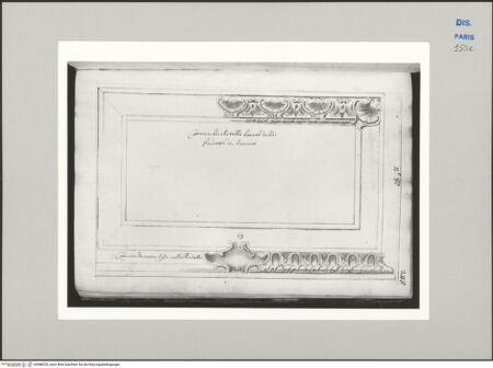 Vorderseite von Ecole Nationale Supérieure des Beaux Arts [https://www.deutsche-digitale-bibliothek.de/content/lizenzen/rv-ez/] Recueil Weale. Libro degli abbozzi de disegni delle commissioni, che si fano in Roma per ordine della Corte (di Portugallo)Nr. 80: Entwurf für einen Rahmen für den Altarsockel - , bh588220_recto. Foto.