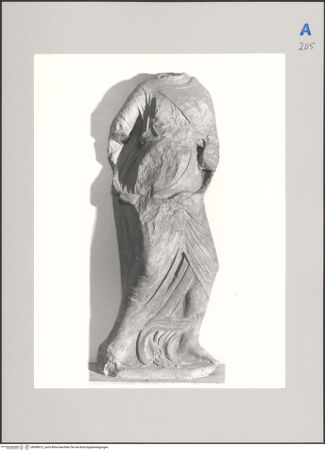 Vorderseite von Soprintendenza per i Beni Ambientali Architettonici Artistici e Storici Perugia [https://www.deutsche-digitale-bibliothek.de/content/lizenzen/rv-ez/] Ehemalige Ausstattung des Oratorio della Maestà delle Volte di PerugiaVerkündigungsengel - , bh589072_recto. Foto: Bellu, Sandro.