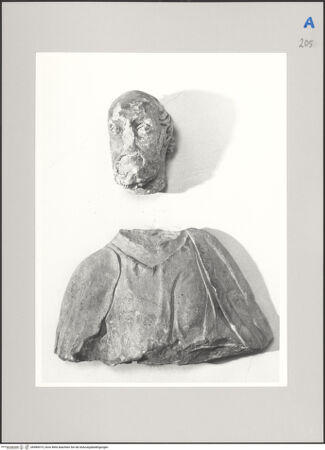 Vorderseite von Soprintendenza per i Beni Ambientali Architettonici Artistici e Storici Perugia [https://www.deutsche-digitale-bibliothek.de/content/lizenzen/rv-ez/] Ehemalige Ausstattung des Oratorio della Maestà delle Volte di PerugiaKopf und Fragment Oberkörper - , bh589075_recto. Foto: Bellu, Sandro.