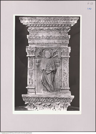 Vorderseite von unbekannt [https://www.deutsche-digitale-bibliothek.de/content/lizenzen/rv-fz/] Taufbecken - Detail: Heiliger Petrus, bh589109_recto. Foto.