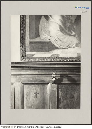 Vorderseite von Bibliotheca Hertziana [https://www.deutsche-digitale-bibliothek.de/content/lizenzen/rv-fz/] Verkündigung - Detail: Signatur auf der Kniebank der Maria, bh589243_recto. Foto.