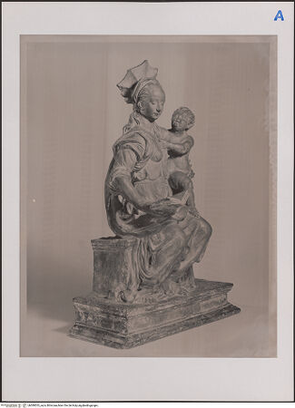 Vorderseite von New York, Arthur M. Sackler Foundation [https://rightsstatements.org/page/CNE/1.0/] Thronende Madonna - Seitenansicht von links, bh589533_recto. Foto.