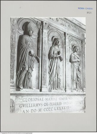 Vorderseite von unbekannt [https://www.deutsche-digitale-bibliothek.de/content/lizenzen/rv-fz/] Altar mit Maria und den Heiligen Katharina von Alexandrien (rechts) und Augustinus (links) - Ansicht von links, bh590104_recto. Foto.
