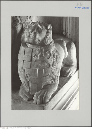 Vorderseite von unbekannt [https://www.deutsche-digitale-bibliothek.de/content/lizenzen/rv-fz/] Grabmal des Riccardo Caracciolo - Detail: Rechter Wappenhaltender Löwe, bh590296_recto. Foto.