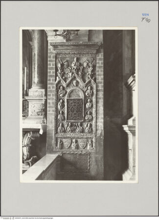 Vorderseite von Sopraintendenza ai Monumenti Medioevali e Moderni Venezia [https://www.deutsche-digitale-bibliothek.de/content/lizenzen/rv-ez/] Sakramentstabernakel - , bh590391_recto. Foto.
