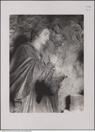 Vorderseite von Guido, Giovanni, Lecce [https://www.deutsche-digitale-bibliothek.de/content/lizenzen/rv-ez/] Krippe - Detail: Maria, Oberkörper, bh590519_recto. Foto.