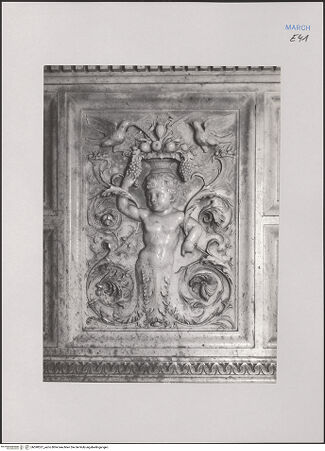 Vorderseite von Gabinetto Fotografico Nazionale [https://www.deutsche-digitale-bibliothek.de/content/lizenzen/rv-ez/] Marmorverkleidung der Casa SantaWestfassadeRechtes Relief der Sockelszone - , bh590537_recto. Foto.