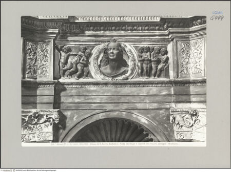 Vorderseite von Alinari [https://www.deutsche-digitale-bibliothek.de/content/lizenzen/rv-ez/] Santa Maria presso San SatiroSakristei - Erdgeschoss, Detail: Architrav und Fries mit Büsten und Putten, bh590632_recto. Foto.