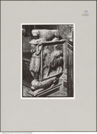 Vorderseite von unbekannt [https://www.deutsche-digitale-bibliothek.de/content/lizenzen/rv-fz/] Wangen eines Bischofsthrons - Ansicht von rechts, bh590685_recto. Foto.