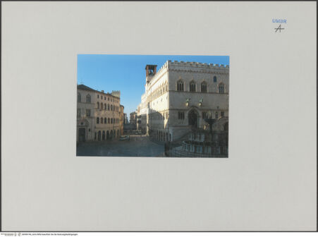 Vorderseite von unbekannt [https://www.deutsche-digitale-bibliothek.de/content/lizenzen/rv-fz/] Piazza IV Novembre - Ansicht Richtung Corso Vannucci, bh590745_recto. Foto.