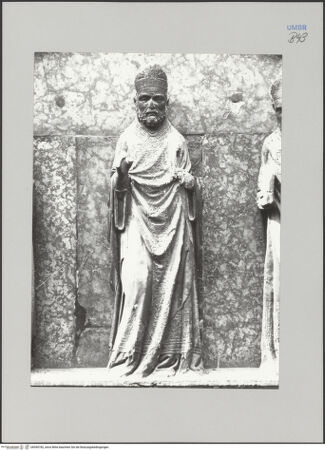 Vorderseite von unbekannt [https://www.deutsche-digitale-bibliothek.de/content/lizenzen/rv-fz/] Palazzo dei Priori - Portal: Sant'Ercolano, bh590782_recto. Foto.