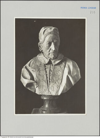 Vorderseite von Gabinetto Fotografico Nazionale [https://www.deutsche-digitale-bibliothek.de/content/lizenzen/rv-ez/] Büste von Papst Innozenz XII. Pignatelli - Gesamtansicht, bh590839_recto. Foto.