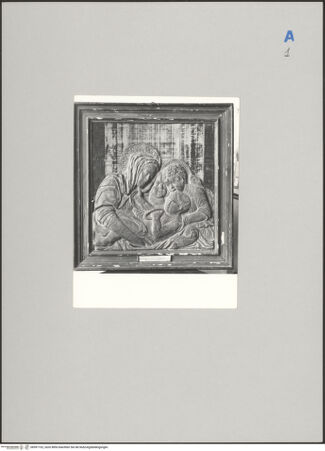 Vorderseite von  [https://www.deutsche-digitale-bibliothek.de/content/lizenzen/rv-ez/] Maria mit Kind und zwei Engeln - , bh591102_recto. Foto.