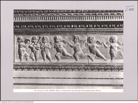 Vorderseite von Alinari [https://www.deutsche-digitale-bibliothek.de/content/lizenzen/rv-ez/] Kamin mit tanzenden Putten - Detail: Linke Hälfte des Frieses, bh591123_recto. Foto.