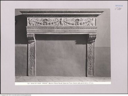 Vorderseite von Alinari [https://www.deutsche-digitale-bibliothek.de/content/lizenzen/rv-ez/] Kamin - Gesamtansicht: in der Aufstellung  im Salone del Trono, bh591124_recto. Foto.