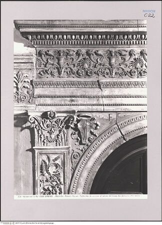 Vorderseite von Alinari [https://www.deutsche-digitale-bibliothek.de/content/lizenzen/rv-ez/] Türrahmung - Detail: Linke obere Ecke, bh591125_recto. Foto.