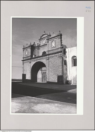 Vorderseite von Bibliotheca Hertziana [https://www.deutsche-digitale-bibliothek.de/content/lizenzen/rv-fz/] San Francesco d'Assisi - Fassade, bh591544_recto. Foto: Kruft, Hanno-Walter.