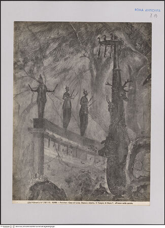 Vorderseite von Alinari [https://www.deutsche-digitale-bibliothek.de/content/lizenzen/rv-ez/] InnenausmalungFresken mit Darstellung eines Tempels der Diana - Detail: Kolonnade und Bildsäule mit Hirschgeweihen, bh591604_recto. Foto.