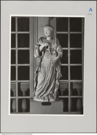 Vorderseite von unbekannt [https://www.deutsche-digitale-bibliothek.de/content/lizenzen/rv-fz/] Maria der Verkündigung - Gesamtansicht, frontal, bh592794_recto. Foto.