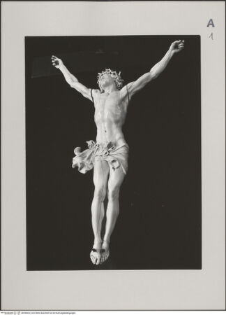 Vorderseite von unbekannt [https://www.deutsche-digitale-bibliothek.de/content/lizenzen/rv-fz/] Kruzifix - Gesamtansicht (Kreuz nicht sichtbar), bh594653_recto. Foto.