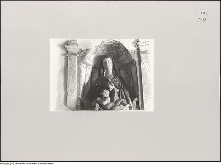 Vorderseite von Pace, Valentino [https://www.deutsche-digitale-bibliothek.de/content/lizenzen/rv-fz/] Thronende Madonna - Kopf und Oberkörper der Madonna und Christuskind, Gesamtansicht, frontal, bh594711_recto. Foto: Pace, Valentino.