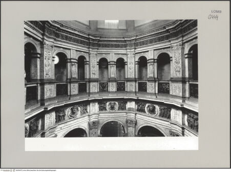 Vorderseite von Scarioni, Sandro [https://www.deutsche-digitale-bibliothek.de/content/lizenzen/rv-fz/] Santa Maria presso San SatiroSakristei - Inneres, obere Ordnung, bh594972_recto. Foto: Scarioni, Sandro.