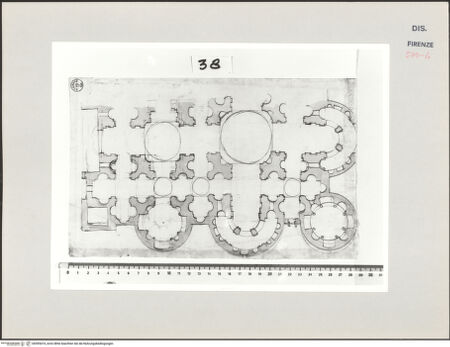 Vorderseite von Centro Studi Antonio Sangallo il Giovane, Montefiascone [https://www.deutsche-digitale-bibliothek.de/content/lizenzen/rv-ez/] Kopie nach Antonio da Sangallos St. Peter-Plan U 37A r - , bh595474_recto. Foto.