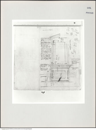 Vorderseite von Centro Studi Antonio Sangallo il Giovane, Montefiascone [https://www.deutsche-digitale-bibliothek.de/content/lizenzen/rv-ez/] Rom, Palazzo Farnese, Fenster des Piano Nobile - , bh595599_recto. Foto.
