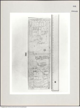 Vorderseite von Centro Studi Antonio Sangallo il Giovane, Montefiascone [https://www.deutsche-digitale-bibliothek.de/content/lizenzen/rv-ez/] Fermo, Studien für zwei Palazzi des Giovan Francesco Rosati - , bh595628_recto. Foto.