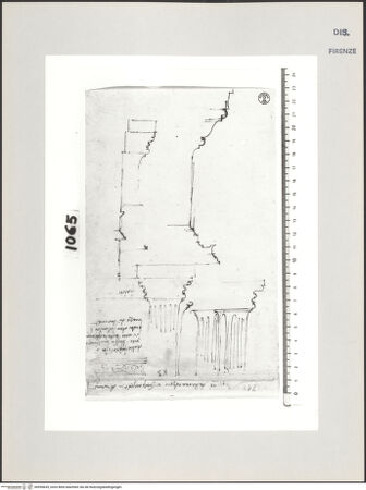 Vorderseite von Centro Studi Antonio Sangallo il Giovane, Montefiascone [https://www.deutsche-digitale-bibliothek.de/content/lizenzen/rv-ez/] Terracina, Apollotempel, Postament - , bh595635_recto. Foto.