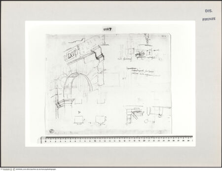 Vorderseite von Centro Studi Antonio Sangallo il Giovane, Montefiascone [https://www.deutsche-digitale-bibliothek.de/content/lizenzen/rv-ez/] Verona, Details der Arena - , bh595656_recto. Foto.