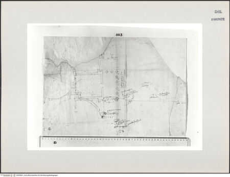 Vorderseite von Centro Studi Antonio Sangallo il Giovane, Montefiascone [https://www.deutsche-digitale-bibliothek.de/content/lizenzen/rv-ez/] Grundriss des nordöstlichen Bereiches des Forum Transitorium, des Minervatempels, der Porticus Absidata und der südlichen Exedra des Augustusforums - , bh595661_recto. Foto.