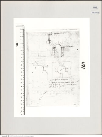 Vorderseite von Centro Studi Antonio Sangallo il Giovane, Montefiascone [https://www.deutsche-digitale-bibliothek.de/content/lizenzen/rv-ez/] Cassino, Amphitheater und Grab der Ummidia Quadratilla - , bh595701_recto. Foto.
