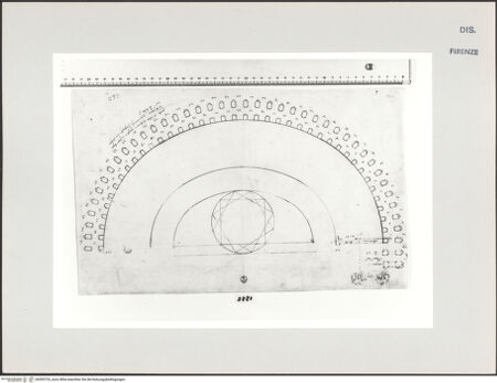 Vorderseite von Centro Studi Antonio Sangallo il Giovane, Montefiascone [https://www.deutsche-digitale-bibliothek.de/content/lizenzen/rv-ez/] Rom, Marcellustheater, Grundriss - , bh595733_recto. Foto.