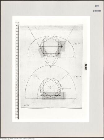 Vorderseite von Centro Studi Antonio Sangallo il Giovane, Montefiascone [https://www.deutsche-digitale-bibliothek.de/content/lizenzen/rv-ez/] Schema des antiken Theaters - , bh595747_recto. Foto.