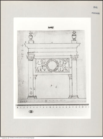 Vorderseite von Centro Studi Antonio Sangallo il Giovane, Montefiascone [https://www.deutsche-digitale-bibliothek.de/content/lizenzen/rv-ez/] Studie für einen Kamin - , bh595880_recto. Foto.