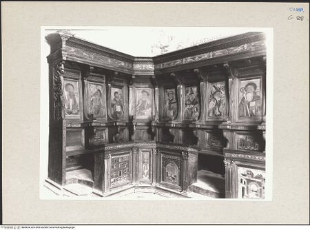 Vorderseite von Hutzel, Max [https://www.deutsche-digitale-bibliothek.de/content/lizenzen/rv-ez/] Coro dei Conversi (Laienchor)Sedilien mit Heiligen und Eremiten - Teilansicht, bh600360_recto. Foto: Hutzel, Max.