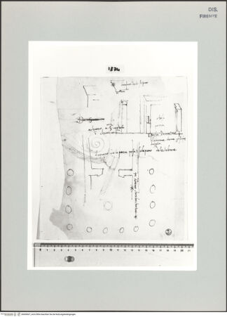 Vorderseite von Centro Studi Antonio Sangallo il Giovane, Montefiascone [https://www.deutsche-digitale-bibliothek.de/content/lizenzen/rv-ez/] Teilgrundriss und Details des dorischen Tempels vom Forum Holitorium - , bh600607_recto. Foto.