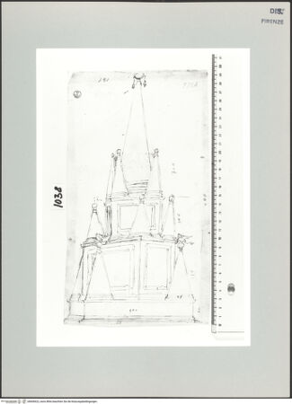 Vorderseite von Centro Studi Antonio Sangallo il Giovane, Montefiascone [https://www.deutsche-digitale-bibliothek.de/content/lizenzen/rv-ez/] Chiusi, Porsenna-Mausoleum, Rekonstruktion - , bh600622_recto. Foto.