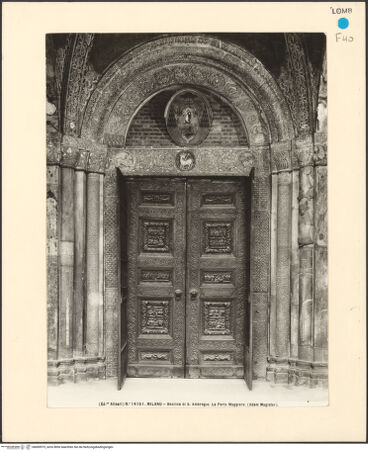 Vorderseite von Alinari [https://www.deutsche-digitale-bibliothek.de/content/lizenzen/rv-ez/] Arco dei Gavi - , bh600919_recto. Foto.