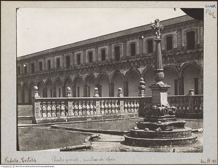 Vorderseite von Bibliotheca Hertziana [https://www.deutsche-digitale-bibliothek.de/content/lizenzen/rv-fz/] Certosa di San LorenzoChiostro grande - Friedhof der Mönche (1729), bh601493_recto. Foto: Lindner, Paul.