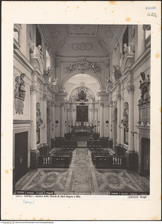 Vorderseite von Alinari [https://www.deutsche-digitale-bibliothek.de/content/lizenzen/rv-ez/] Sant'Angelo a Nilo - Blick in Richtung Hauptaltar, bh601555_recto. Foto.